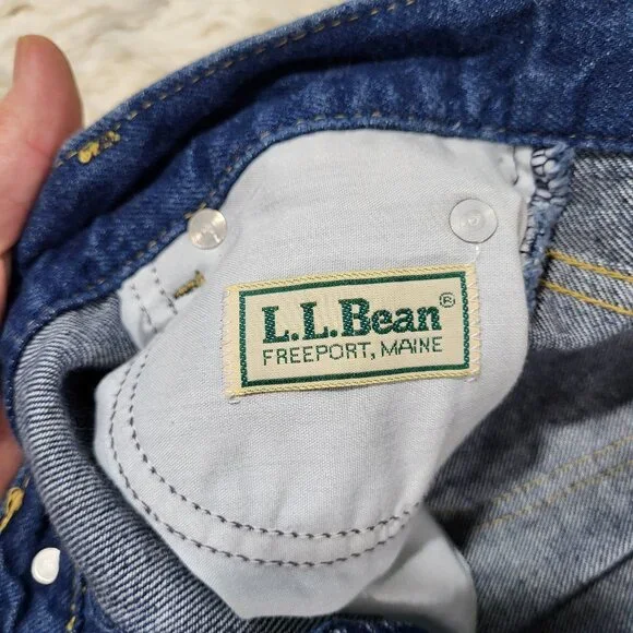 Vintage LL Bean Dark Wash Denim Jean Skirt Made in Maine - USA / Size 16 - Picture 7 of 16